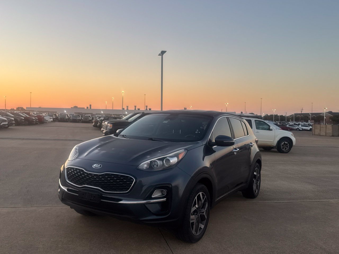 Used 2020 Kia Sportage EX AWD/4WD image 8