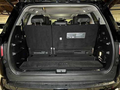 Used 2023 Toyota Sequoia Limited image 16