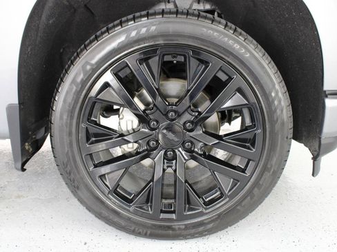 Used 2020 Chevrolet Silverado 1500 Custom w/ Custom Value Package image 75