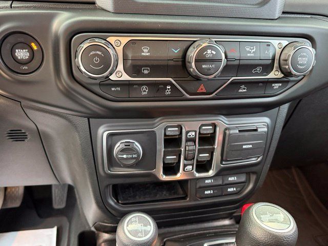 Used 2022 Jeep Wrangler Unlimited Sport AWD/4WD image 19