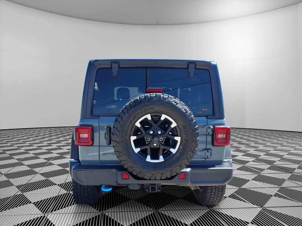 Certified 2024 Jeep Wrangler Unlimited Rubicon 4xe AWD/4WD image 25
