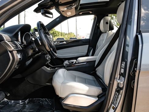 Used 2018 Mercedes-Benz GLS 550 4MATIC image 41