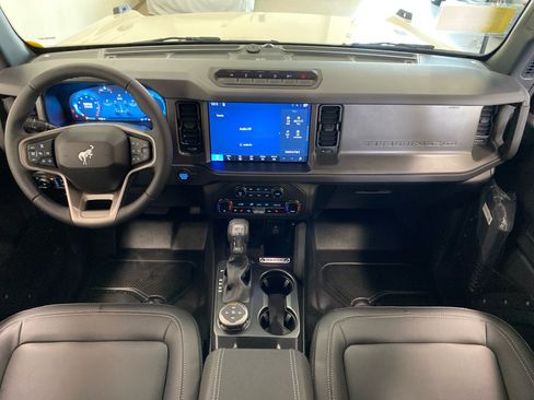 New 2026 Ford Bronco Badlands AWD/4WD image 10