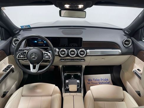 Certified 2020 Mercedes-Benz GLB 250 4MATIC image 30