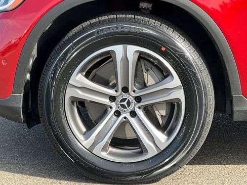 Used 2021 Mercedes-Benz GLC 300 4MATIC image 28