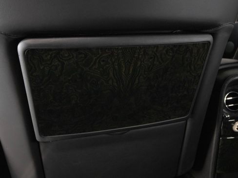 Used 2013 Rolls-Royce Phantom image 55