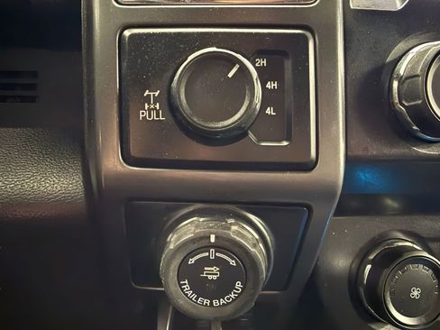 Used 2019 Ford F150 XLT w/ Equipment Group 302A Luxury image 23