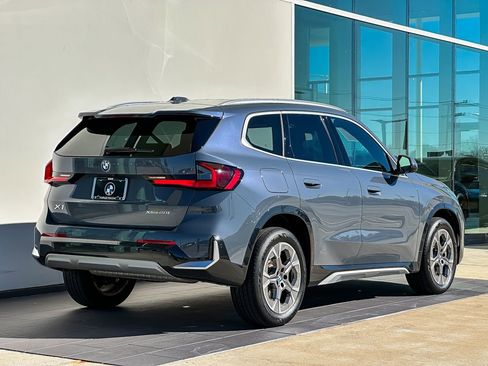 New 2025 BMW X1 xDrive28i w/ Convenience Package image 4