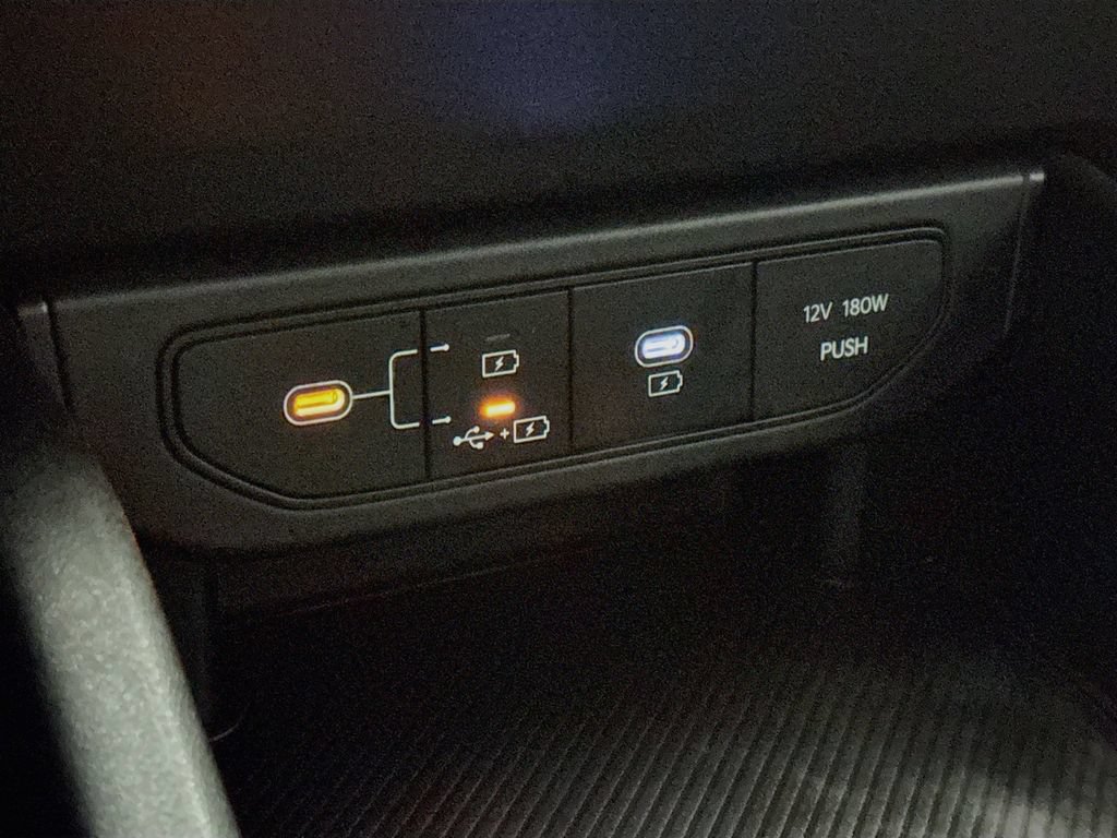 Used 2025 Kia K4 FWD image 21