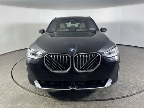 New 2026 BMW X3 xDrive30 w/ Premium Package image 2