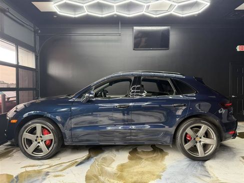 Used 2018 Porsche Macan GTS AWD/4WD image 4