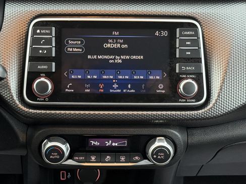 Used 2020 Nissan Kicks SV image 19