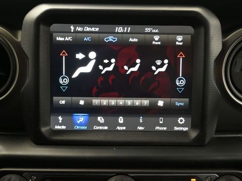 Used 2023 Jeep Gladiator Sport image 22