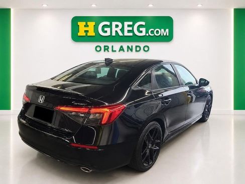 Used 2022 Honda Civic Sport image 2