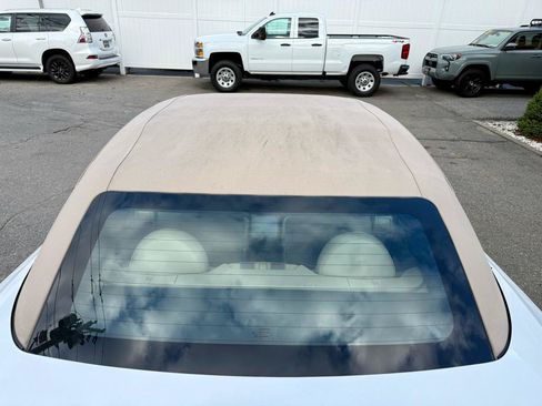 Used 2011 Chrysler 200 Limited FWD image 33