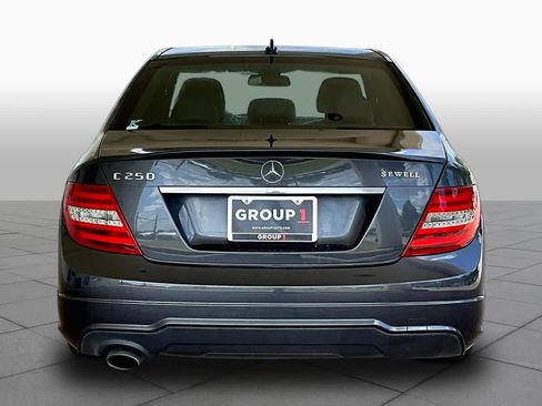 Used 2014 Mercedes-Benz C 250 Sedan image 5