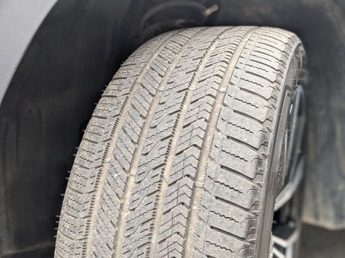 Used 2024 Volkswagen Atlas SEL Premium R-Line image 41