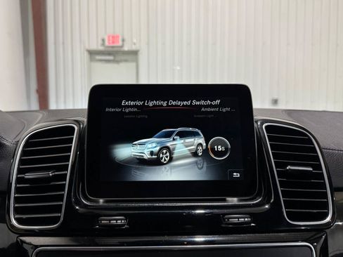 Used 2018 Mercedes-Benz GLS 450 4MATIC image 46