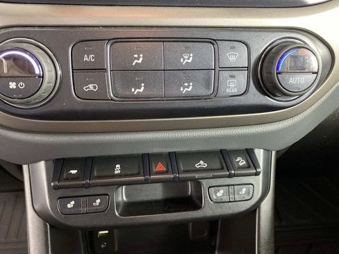 Used 2017 Chevrolet Colorado Z71 AWD/4WD image 22