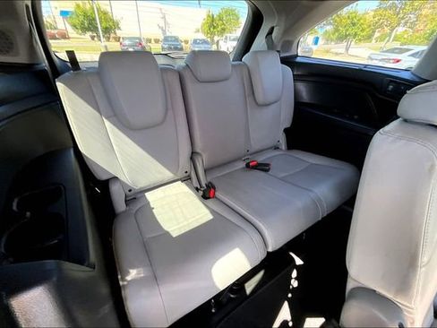 Used 2018 Honda Odyssey Elite image 31