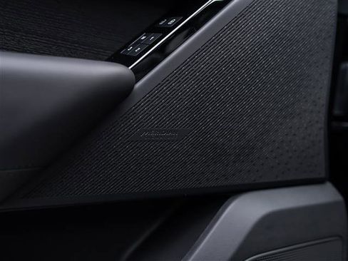 New 2026 Land Rover Range Rover Velar Autobiography AWD/4WD image 27