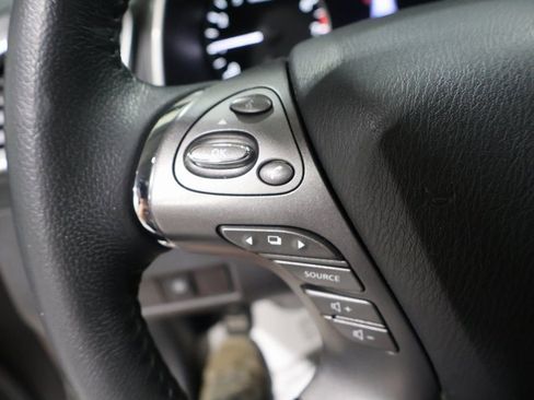 Used 2023 Nissan Murano SV image 32