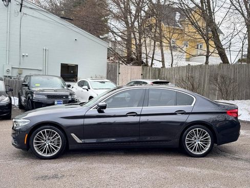Used 2020 BMW 530i xDrive w/ Executive Package image 3