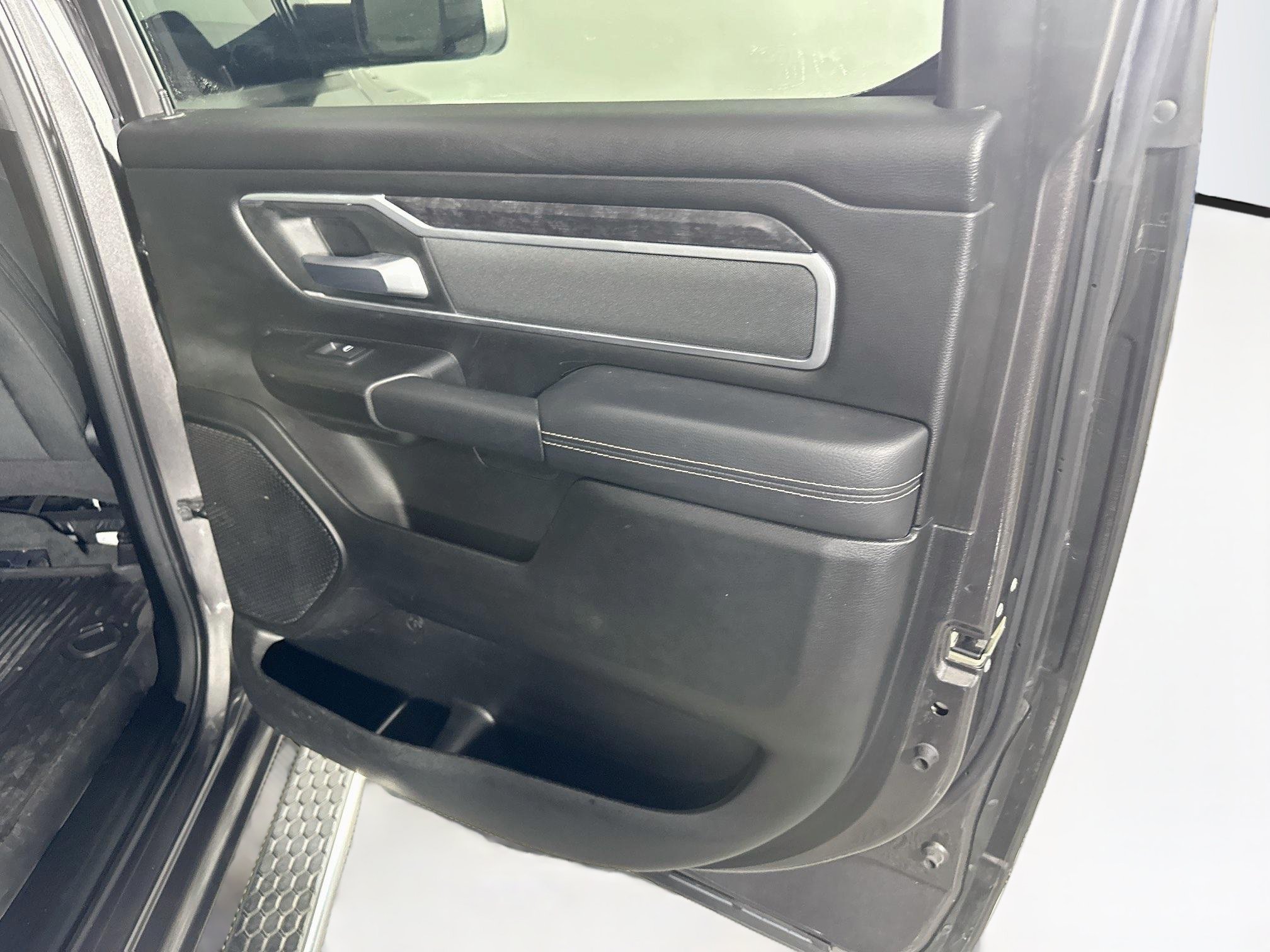 Used 2023 RAM 1500 Lone Star AWD/4WD image 28