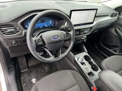 Certified 2024 Ford Escape Active w/ Tech Pack #2 image 15