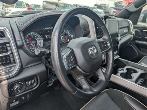 Used 2023 RAM 1500 Laramie AWD/4WD image 12