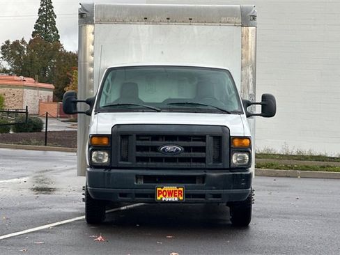 Used 2016 Ford E-350 and Econoline 350 Super Duty image 9
