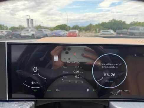 Used 2025 Hyundai Sonata Limited FWD image 17