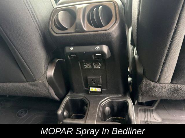 Certified 2022 Jeep Gladiator Sport AWD/4WD image 41