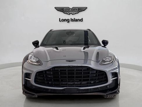 Used 2025 Aston Martin DBX 707 image 2