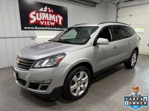 Used 2017 Chevrolet Traverse LT w/ Style and Technology Package AWD/4WD image 1