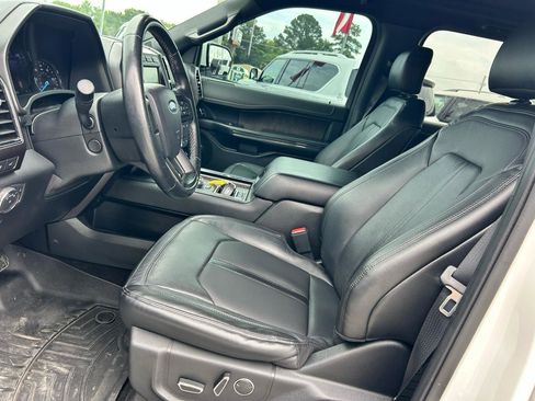 Used 2020 Ford Expedition Limited w/ Equipment Group 302A RWD image 6