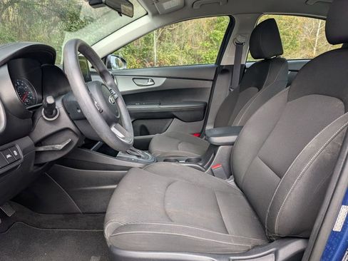 Used 2021 Kia Forte LXS image 14