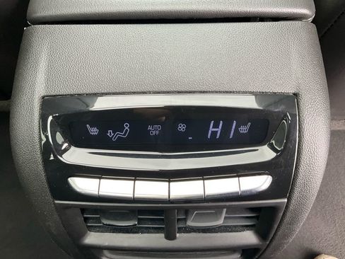 Used 2023 Cadillac XT5 Premium Luxury image 24