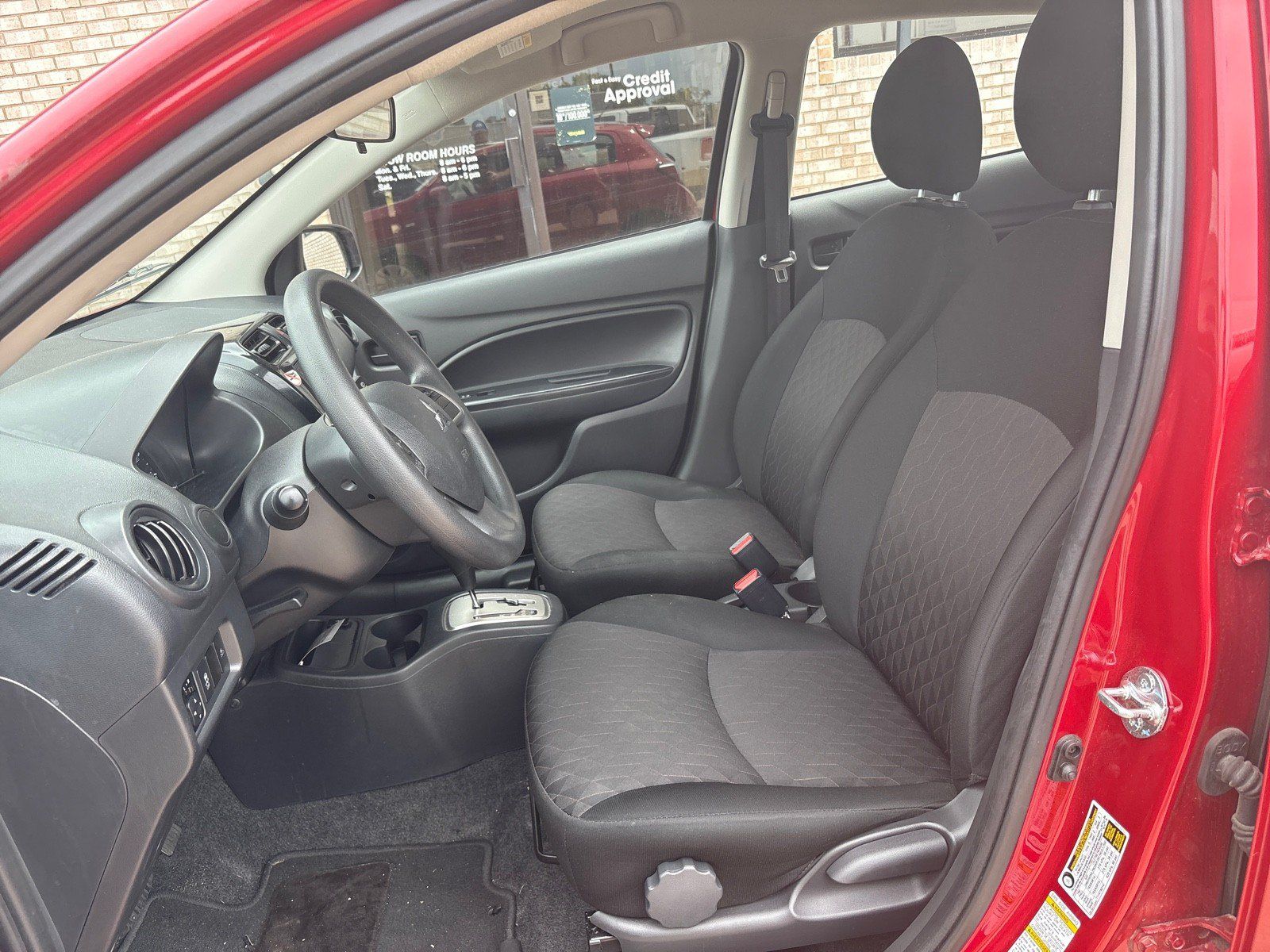 Used 2024 Mitsubishi Mirage ES FWD image 3