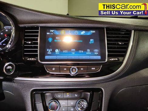 Used 2021 Buick Encore Preferred FWD image 17