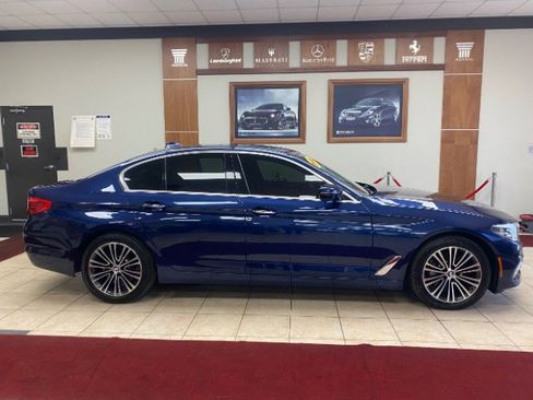 Used 2018 BMW 530i w/ Premium Package RWD image 4