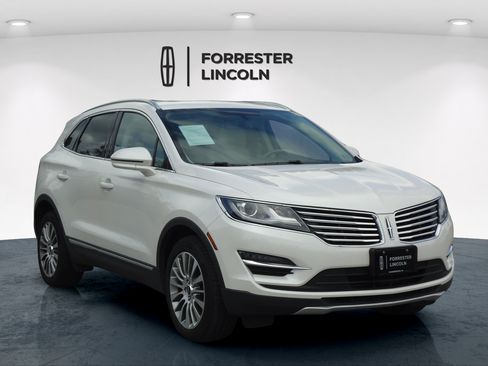 Used 2017 Lincoln MKC Reserve AWD/4WD image 1