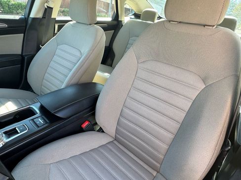Used 2017 Ford Fusion S image 23