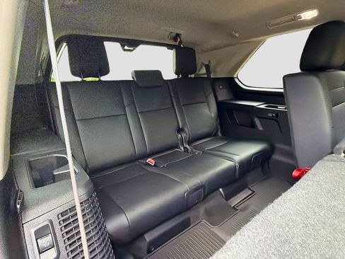Used 2023 Toyota Sequoia SR5 w/ SR5 Premium Package AWD/4WD image 22