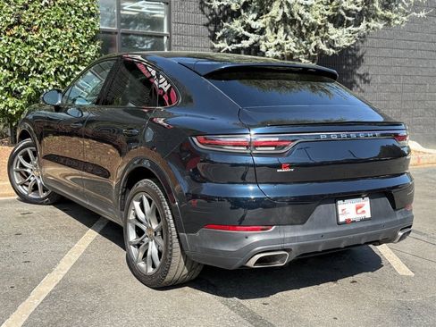 Used 2020 Porsche Cayenne image 16