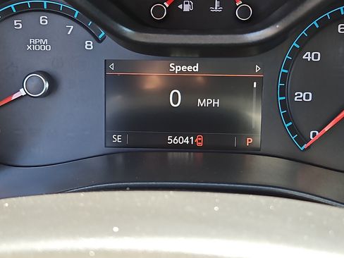 Used 2022 Chevrolet Colorado Z71 w/ Z71 Midnight Edition AWD/4WD image 19