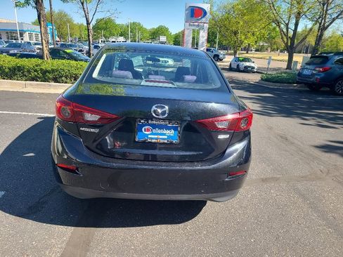 Used 2016 MAZDA MAZDA3 i Sport w/ Preferred Equipment Package FWD image 7