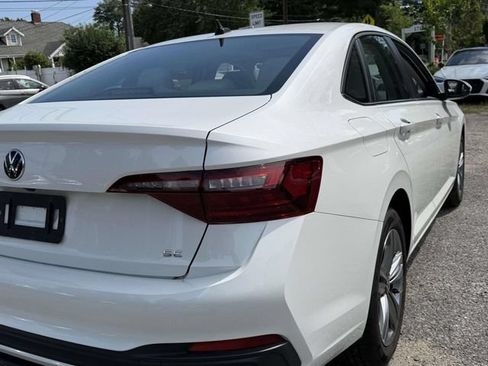 Used 2023 Volkswagen Jetta SE FWD image 6