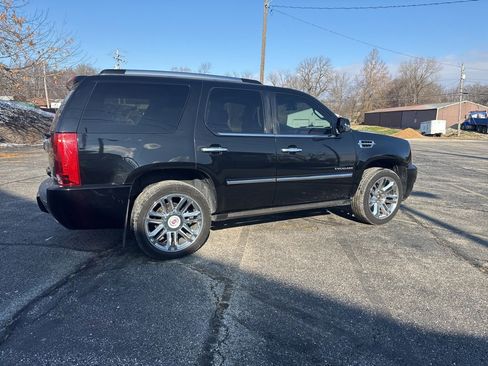 Used 2012 Cadillac Escalade Platinum image 8