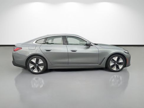 Used 2025 BMW i4 eDrive40 RWD image 2
